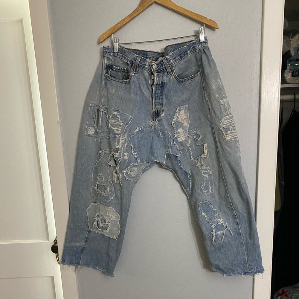 Magnolia Pearl rare distressed jeans.